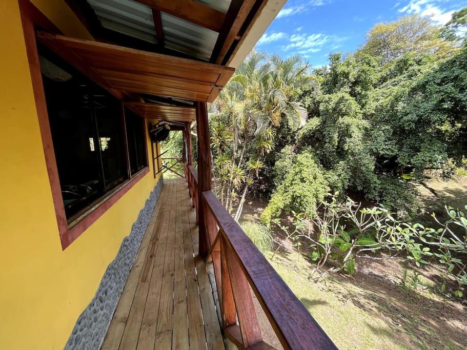 Casa’ Mapola : typical jungle beach house