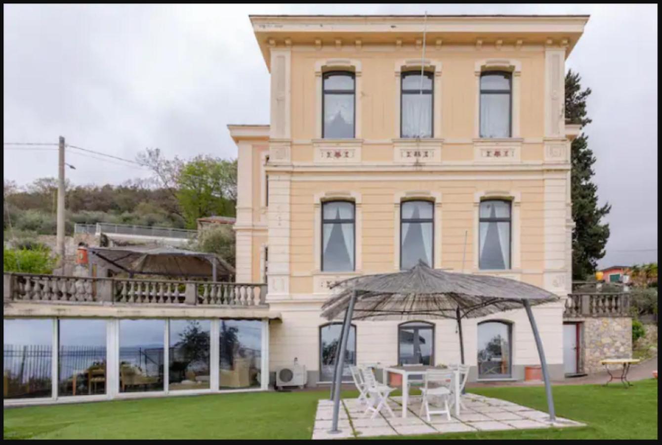 Villa le palme-Pool, garden, terrace & sea view view 2