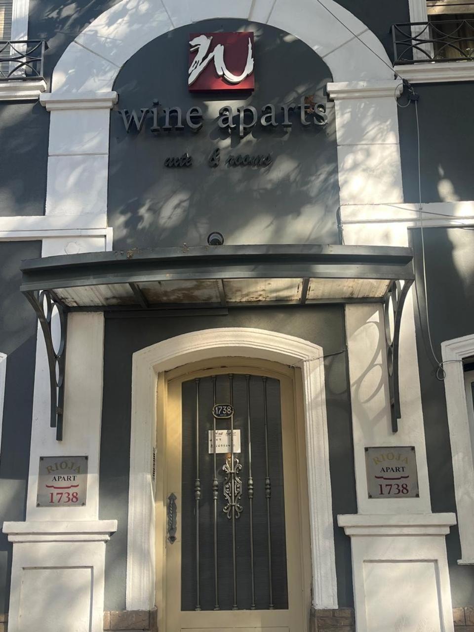 Wine Aparts