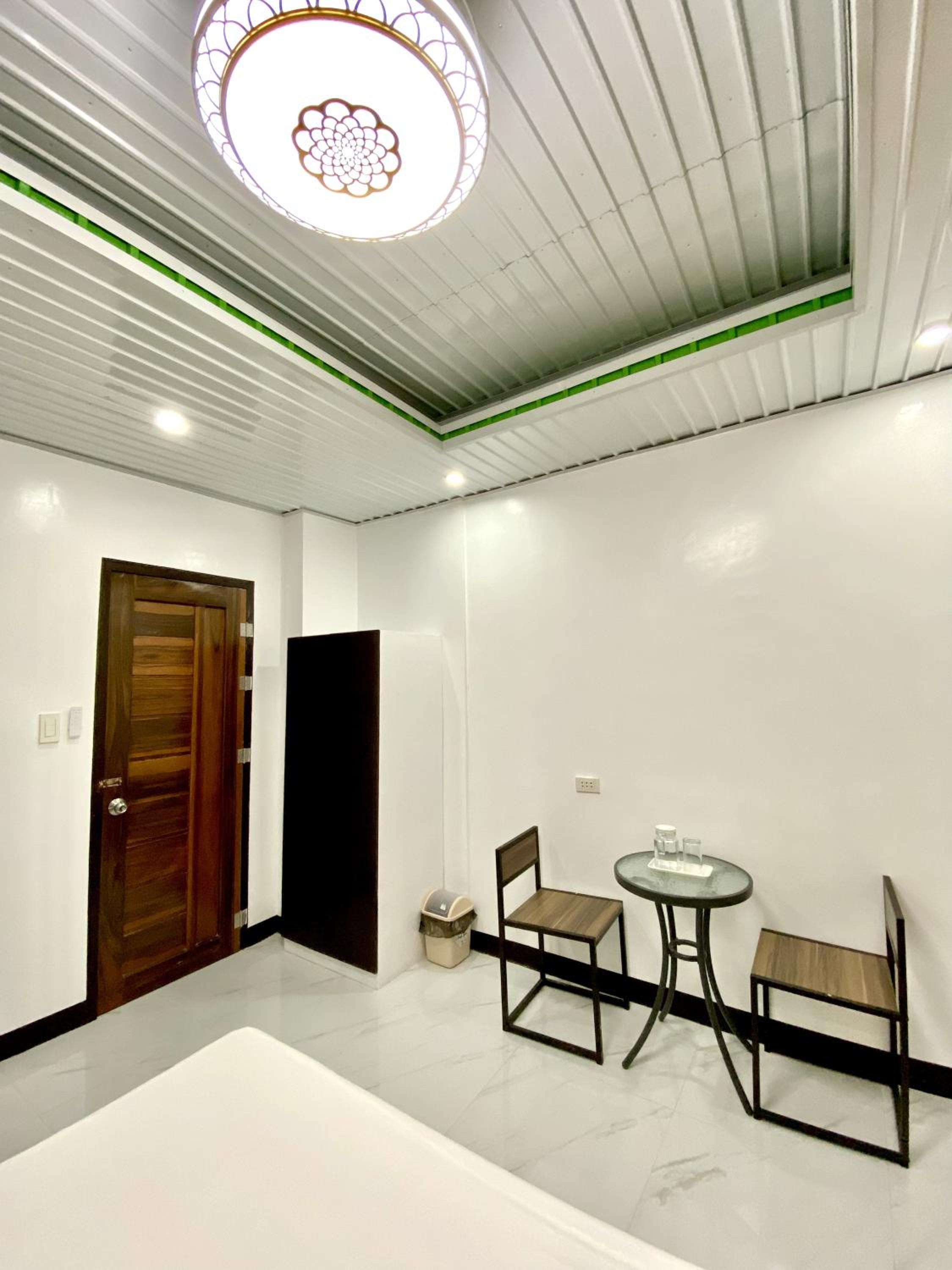 KMJ SUITES