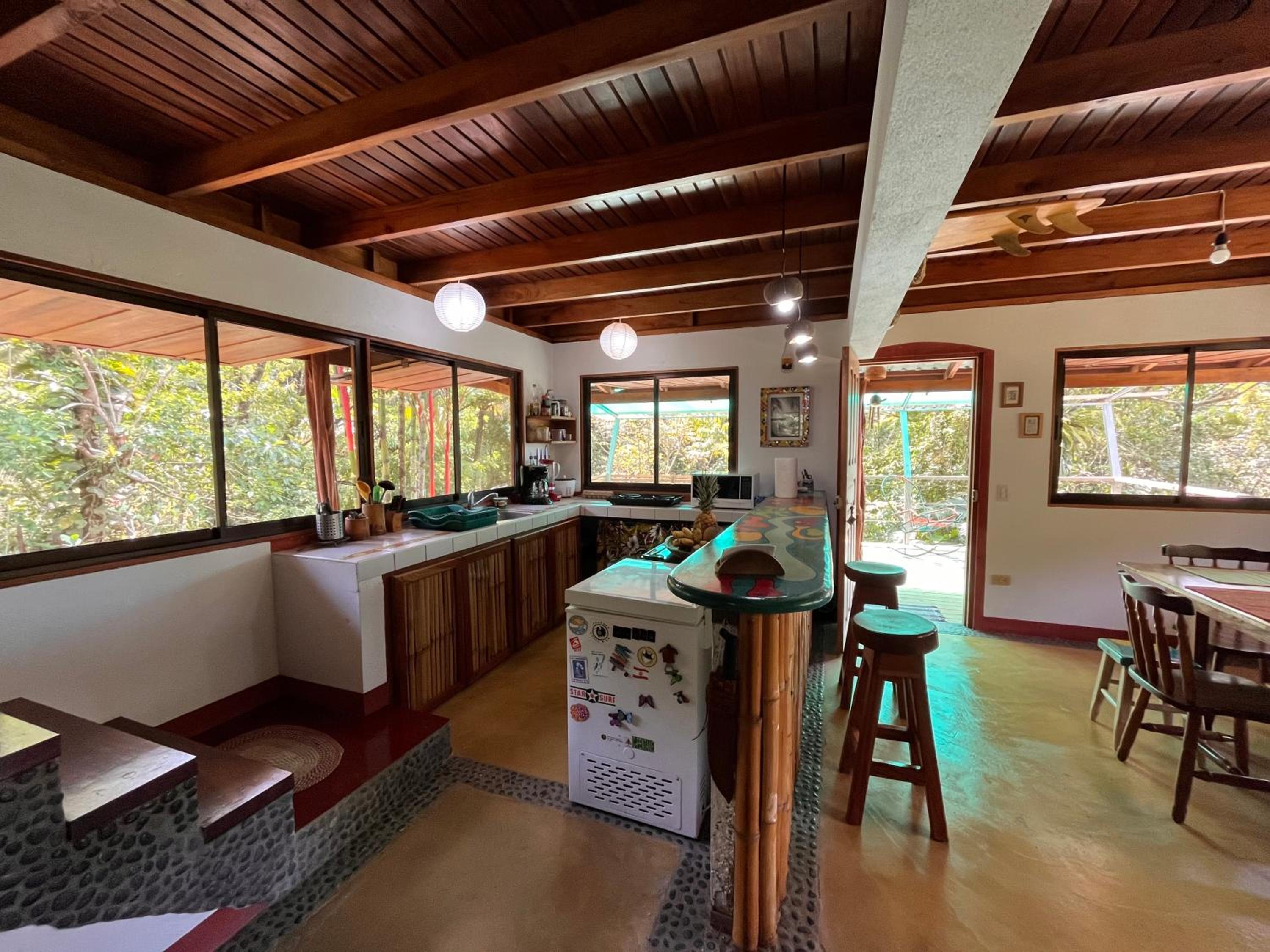 Casa’ Mapola : typical jungle beach house