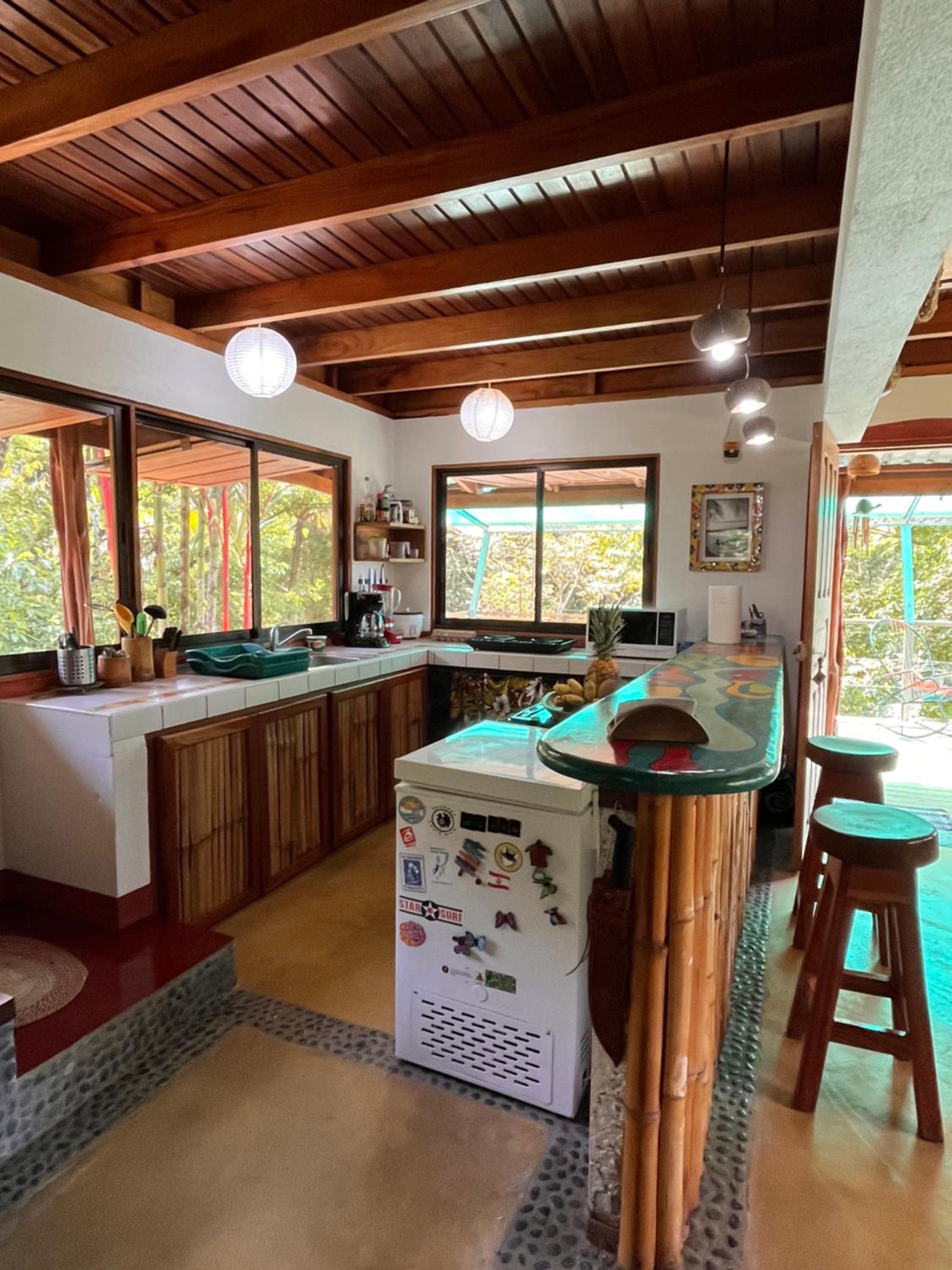 Casa’ Mapola : typical jungle beach house