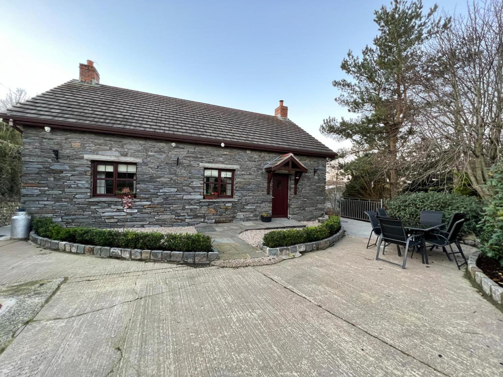 Hollymount Cottage