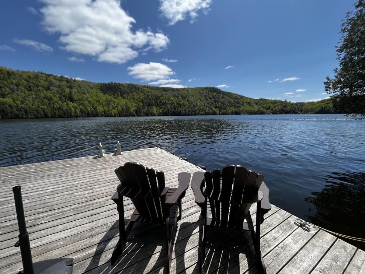 The Vista - Magnificent waterfront beach & hot tub