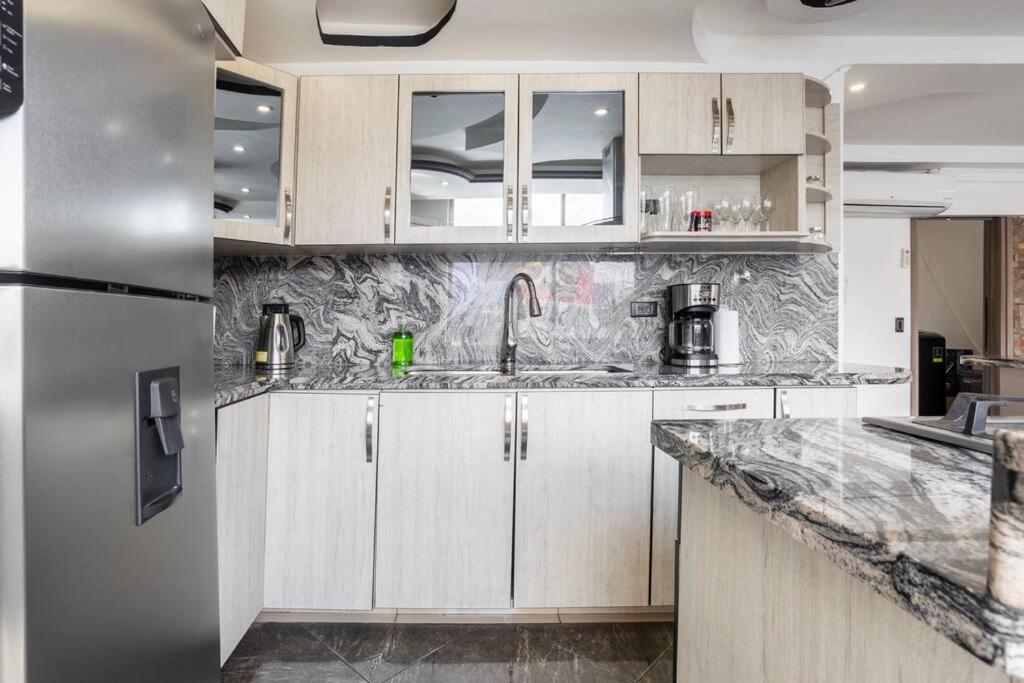 Center City Flats - Apartments in El Poblado near Park Lleras, Medellin!