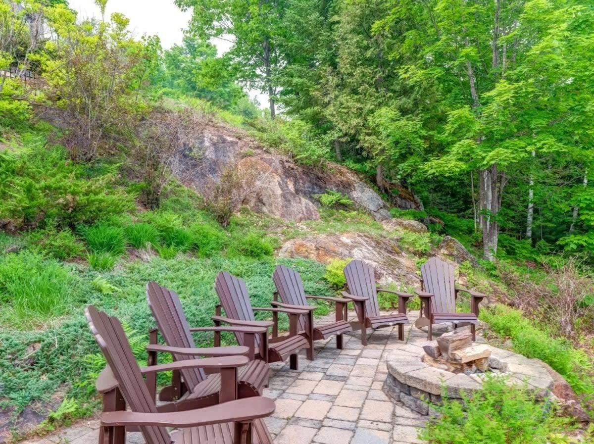 The Vista - Magnificent waterfront beach & hot tub