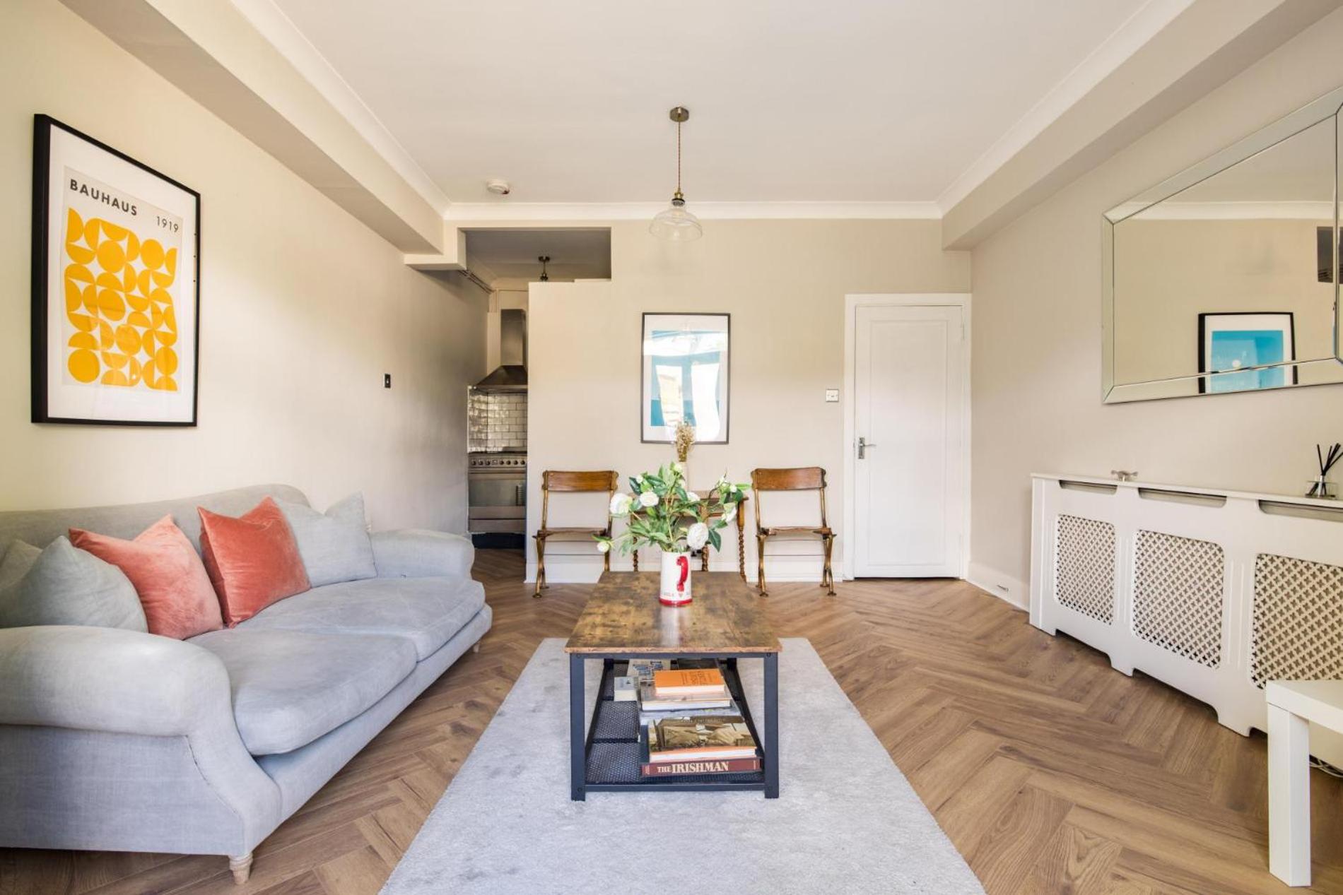Olympia's Torch 1 Bedroom in Kensington