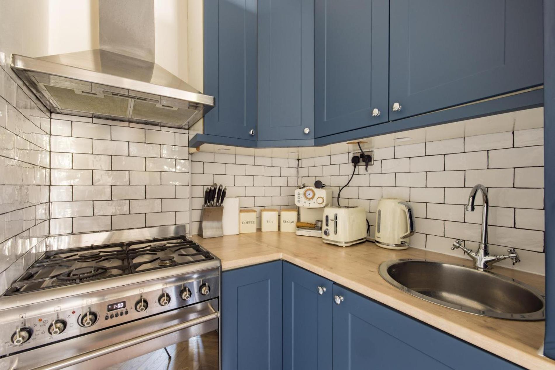 Olympia's Torch 1 Bedroom in Kensington