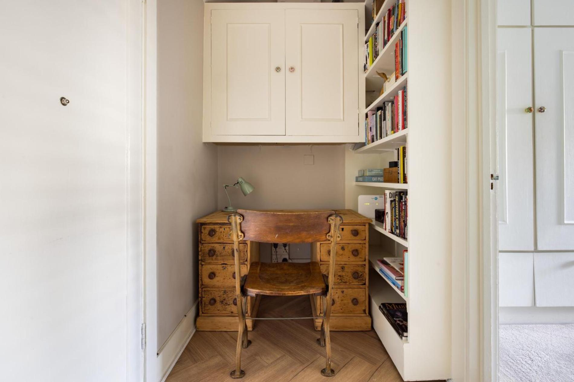 Olympia's Torch 1 Bedroom in Kensington