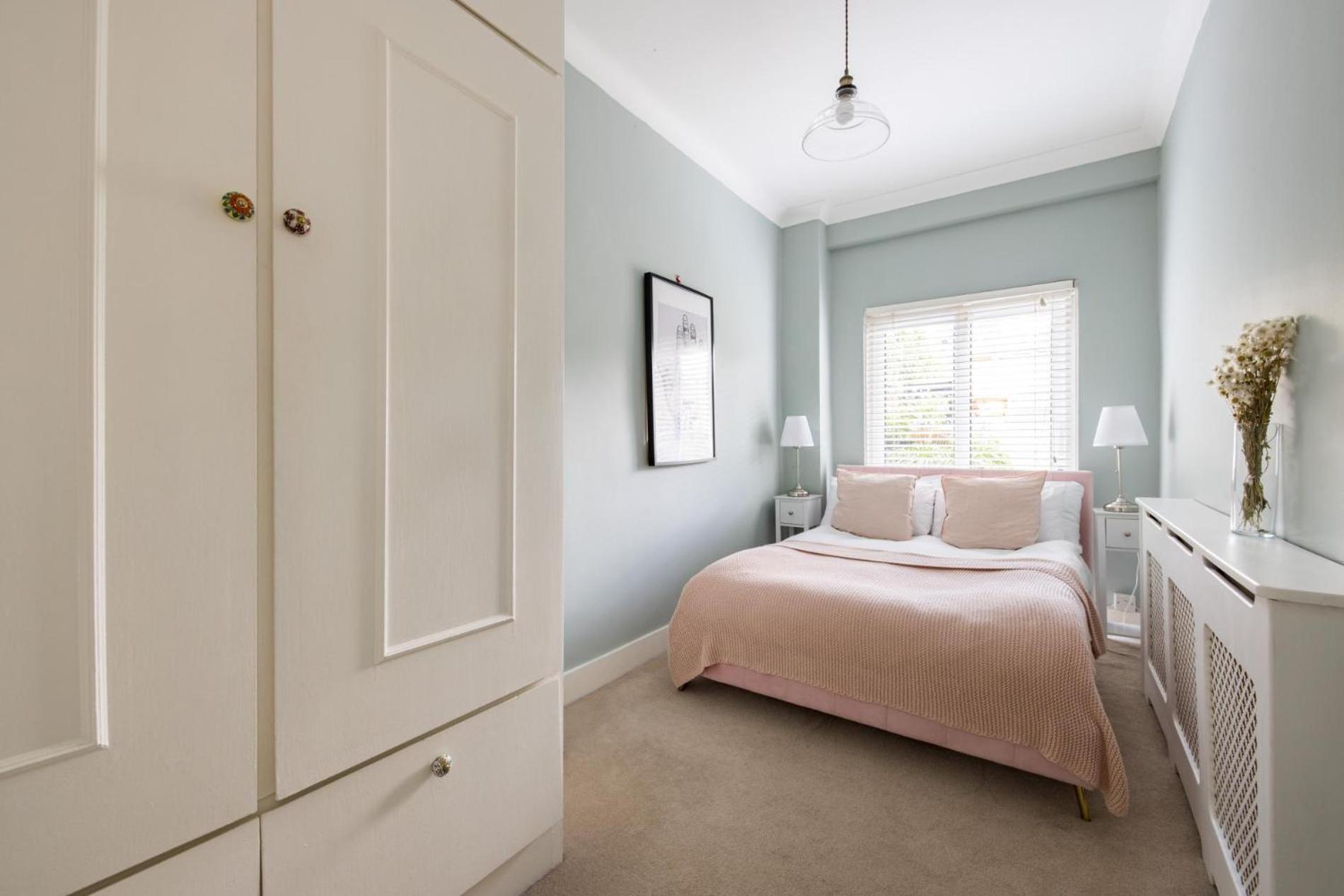 Olympia's Torch 1 Bedroom in Kensington