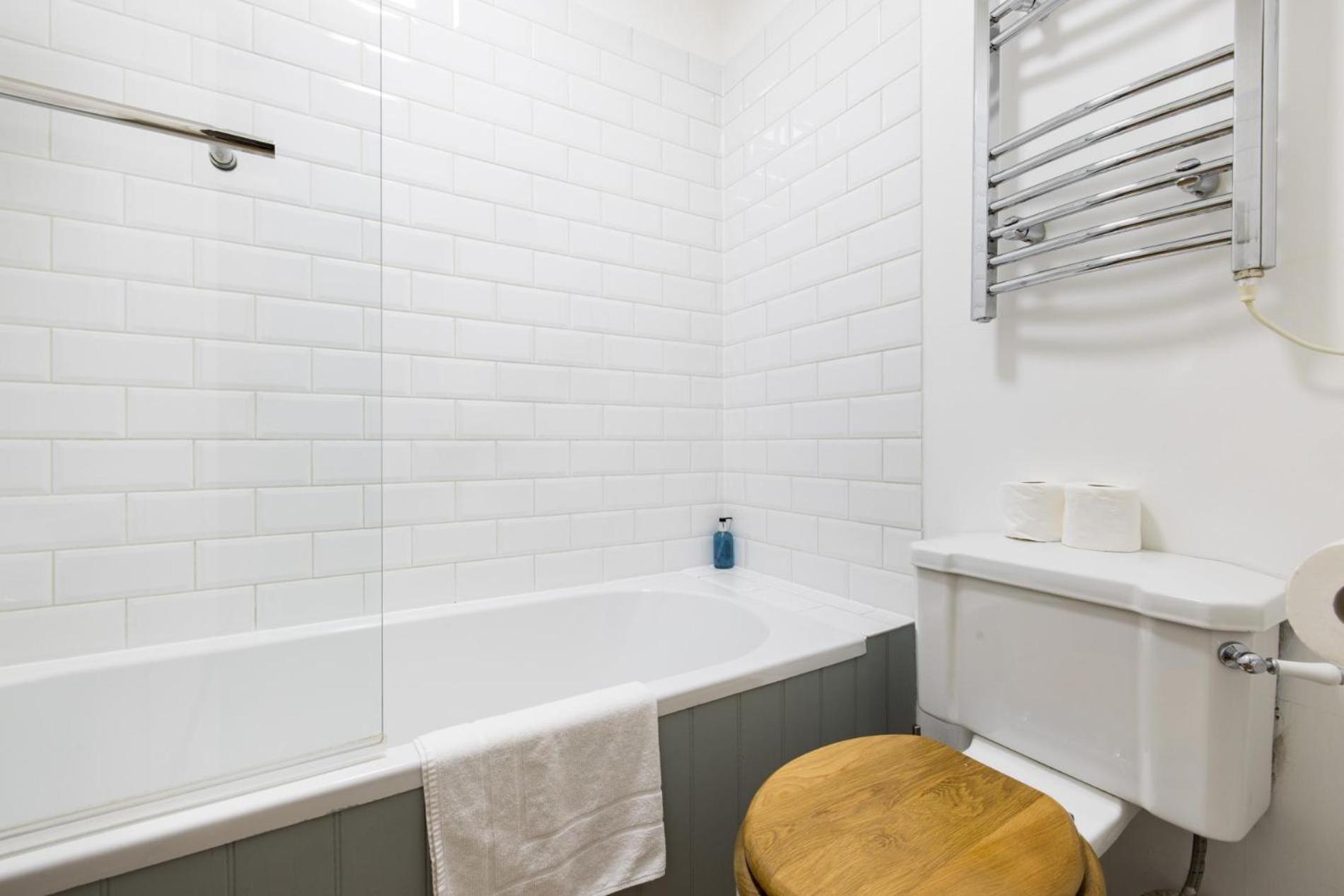 Olympia's Torch 1 Bedroom in Kensington