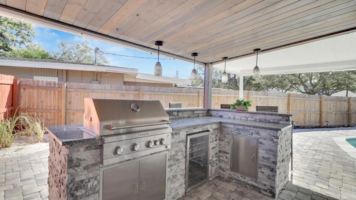 Sarasota home with Outdoor Oasis view 5