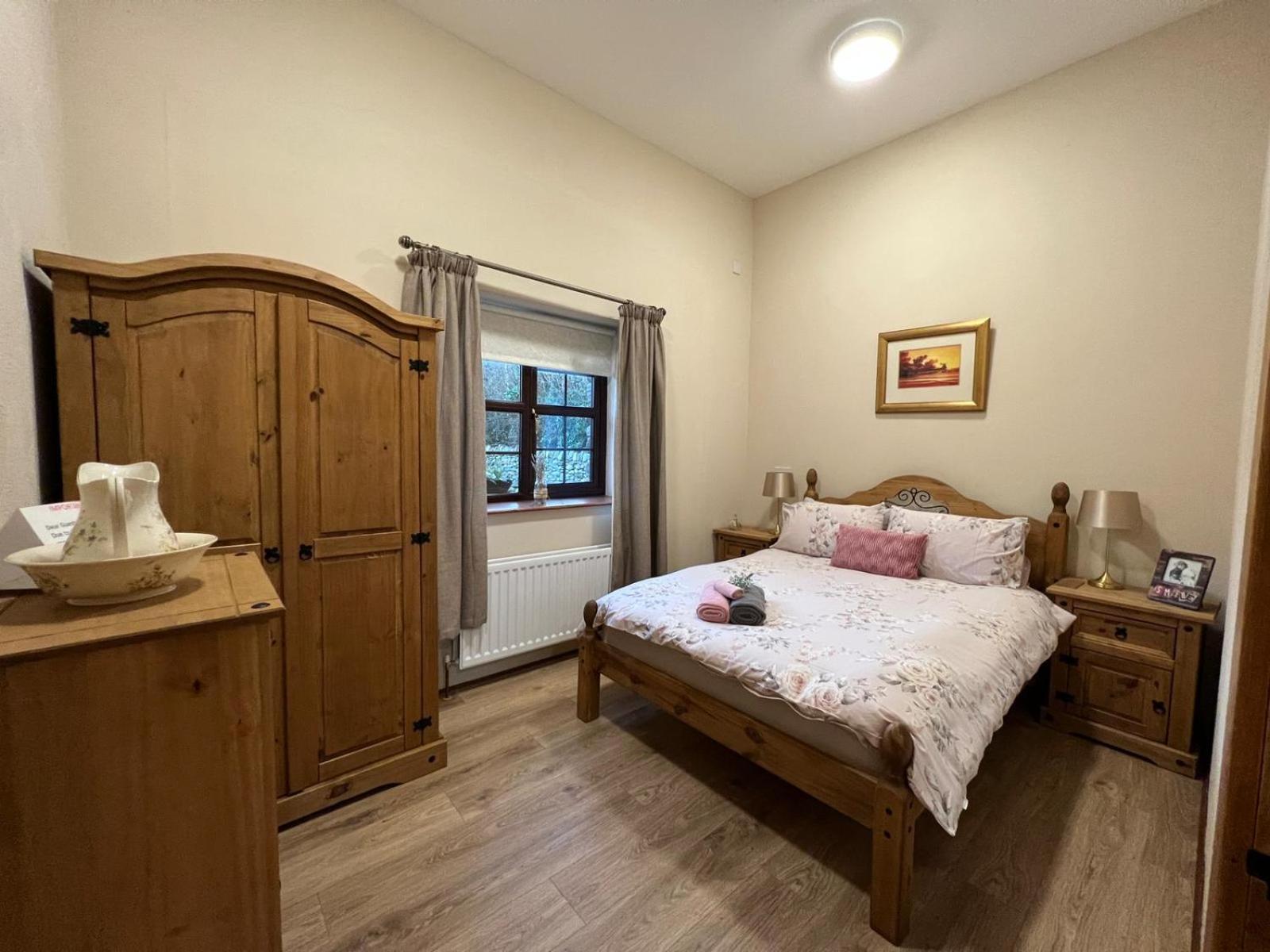 Hollymount Cottage