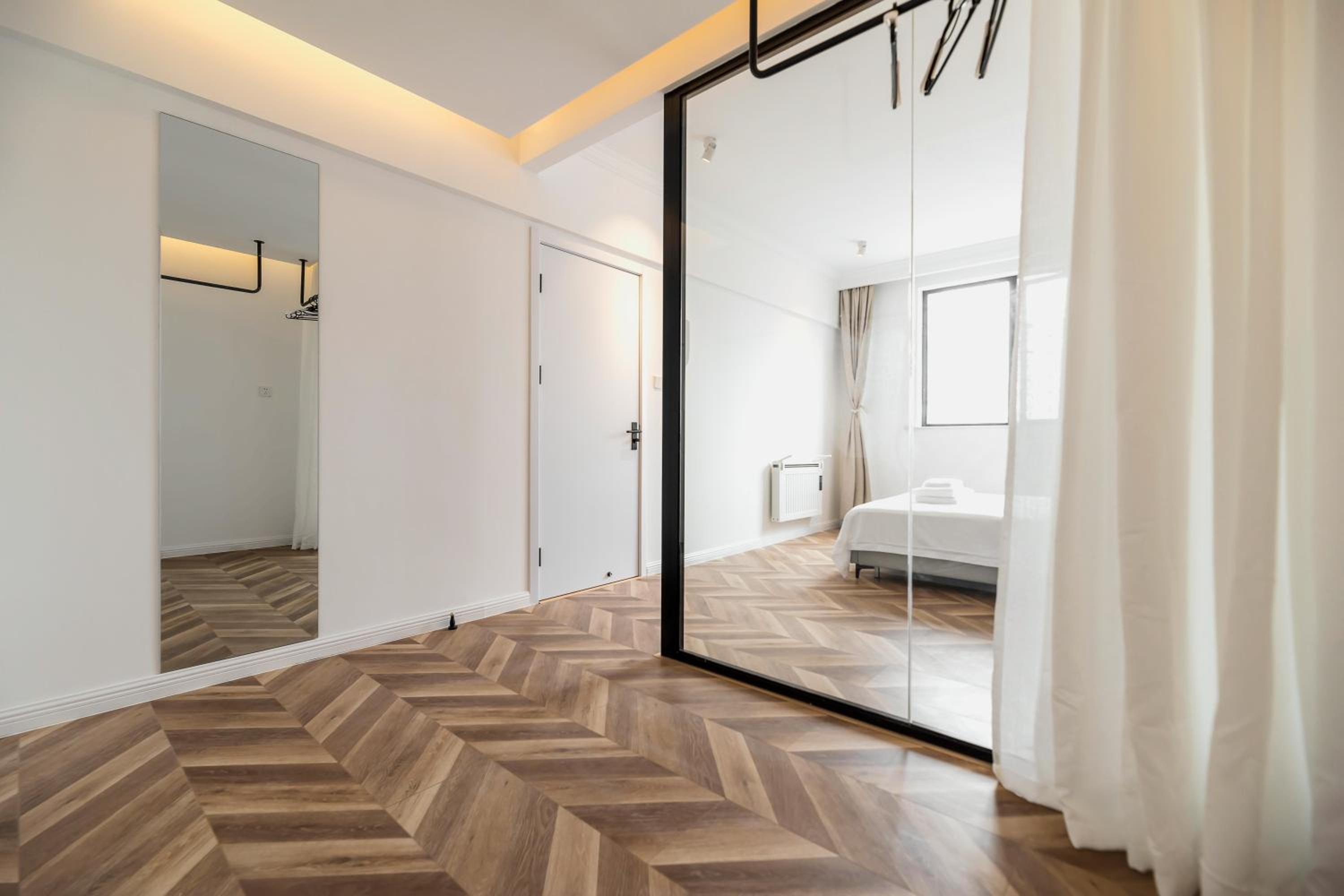 Shanghai Hills& Xu's Cozy Apartment,Lujiazui area,Line 6&9 and Near The Bund