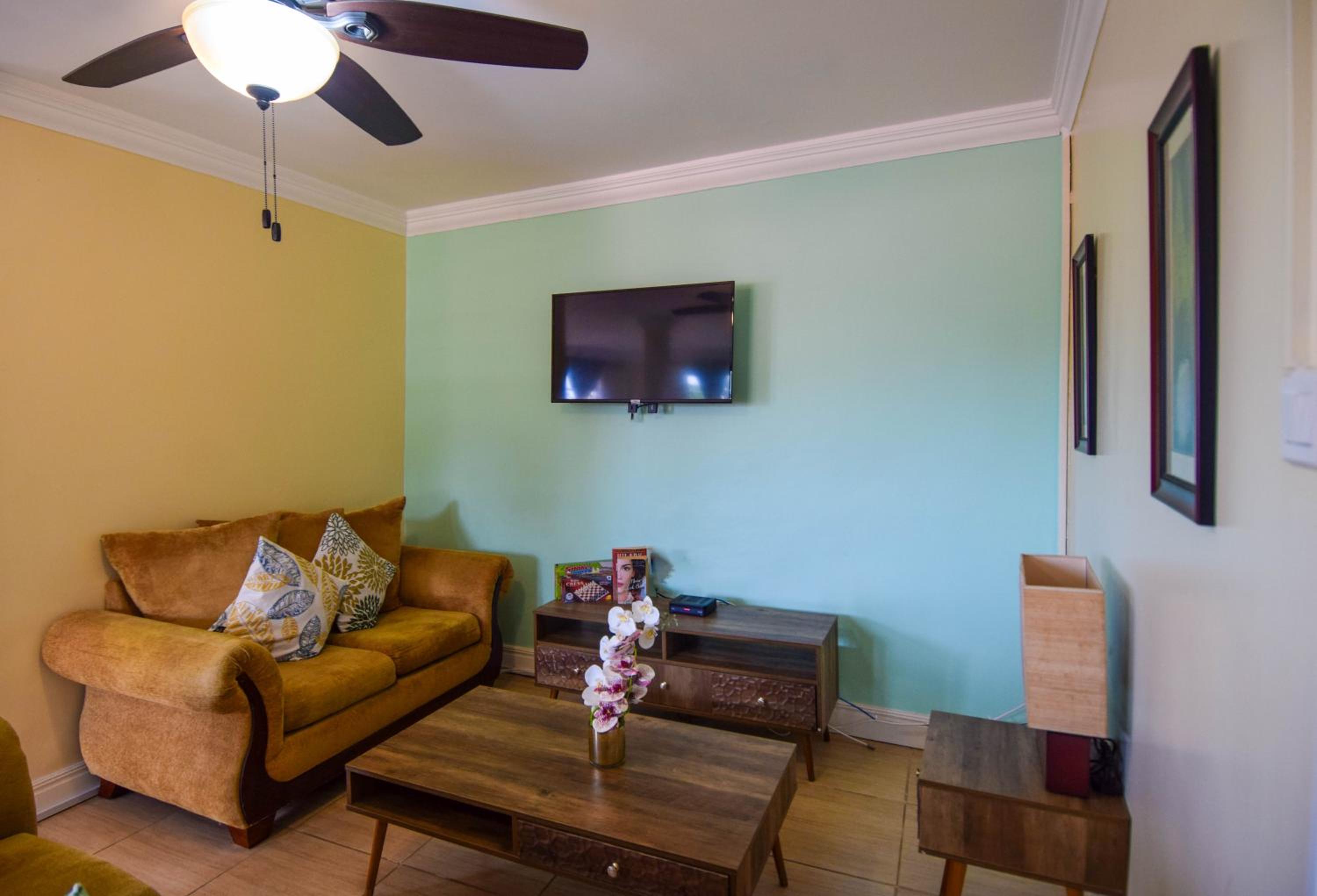 Sea Piton View Apartment- Location, Convenience, Modern Living, photo 17