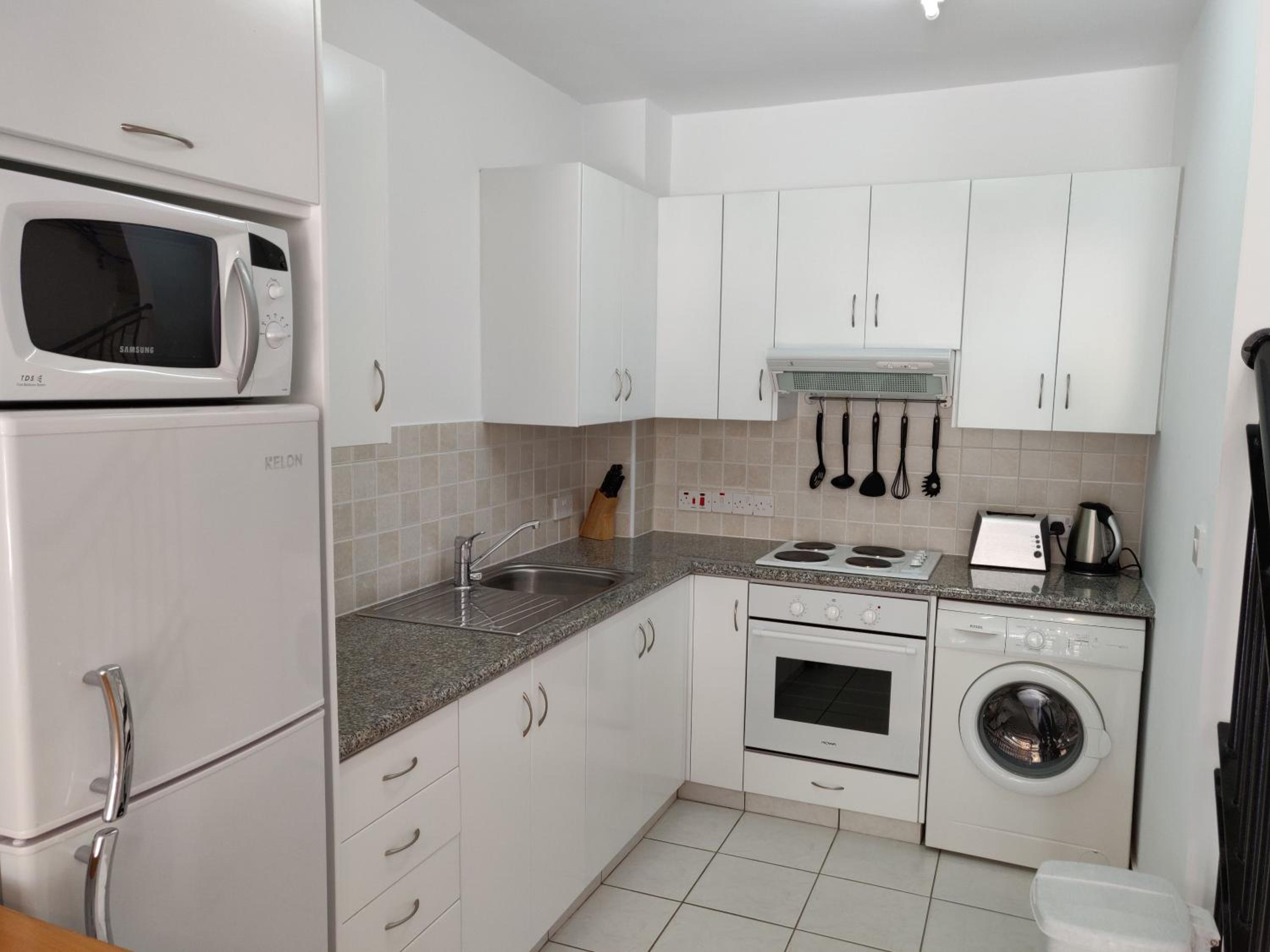 Cyprus-2 bedrooms both ensuite pool patios wifi
