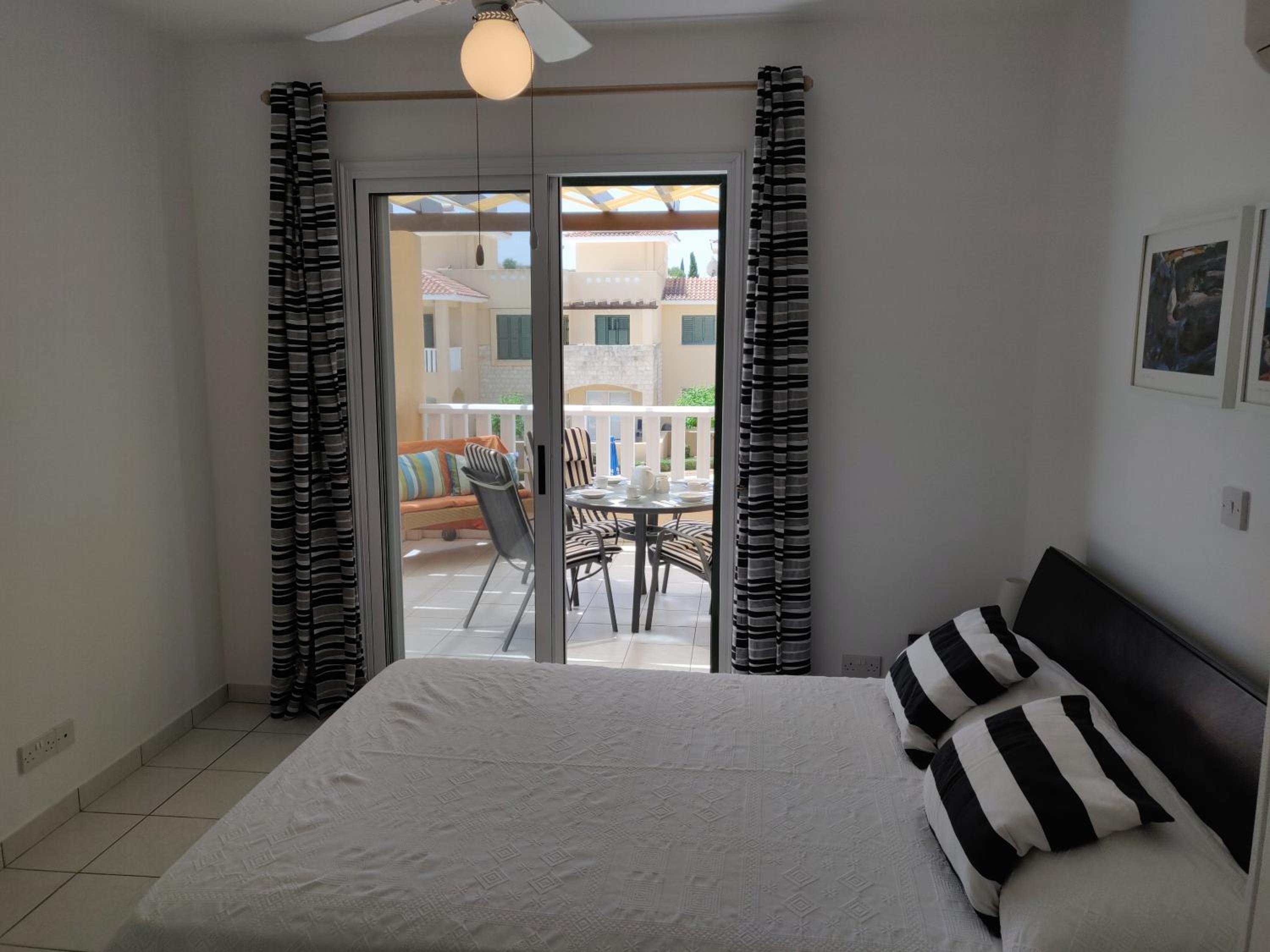 Cyprus-2 bedrooms both ensuite pool patios wifi