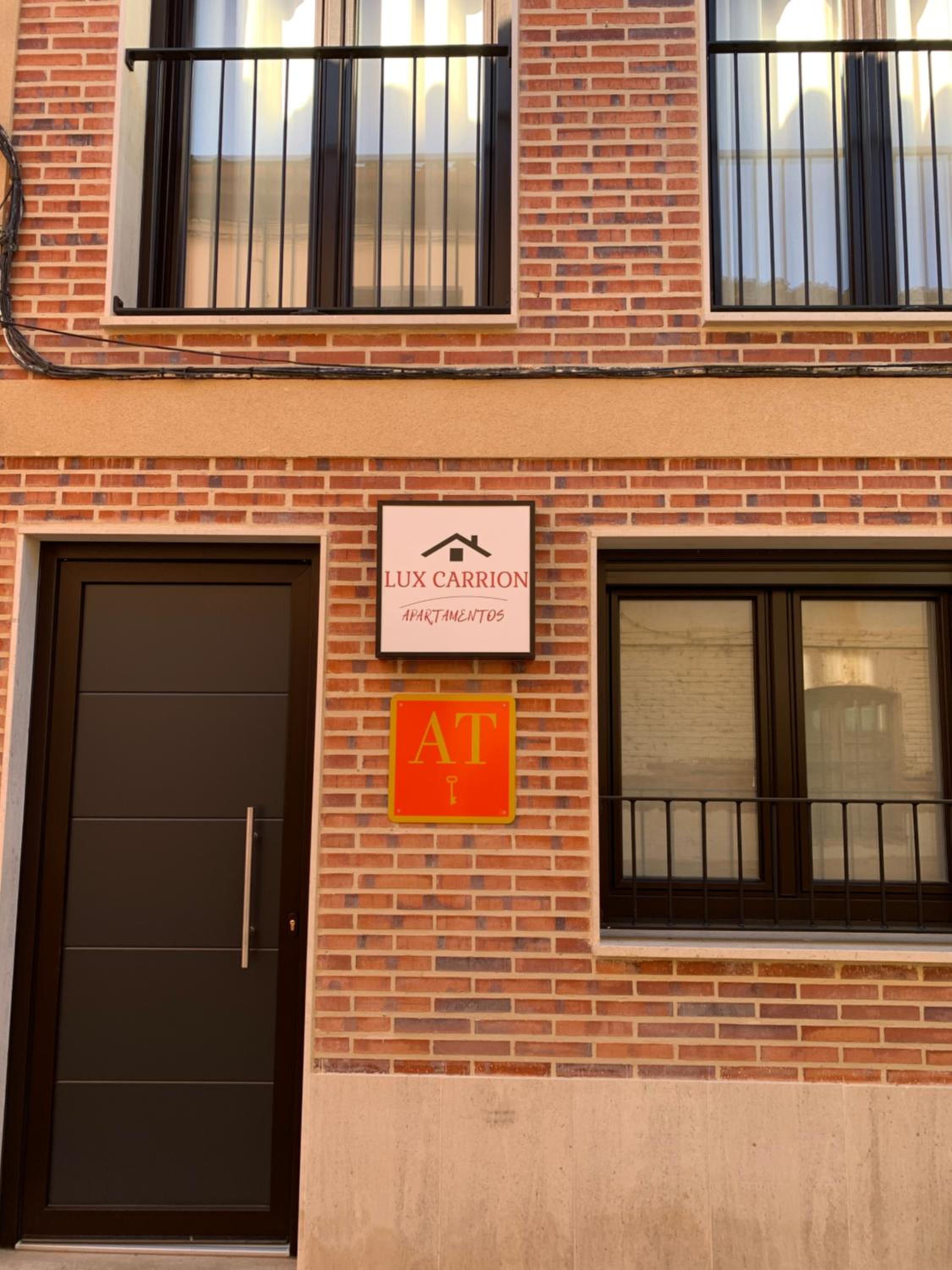 Apartamentos Lux Carrión