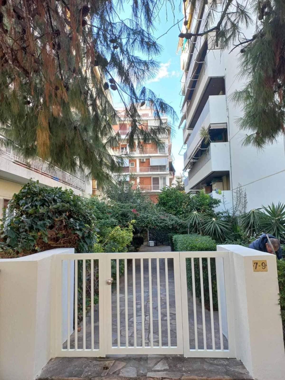 Lovely Faliro Apartment next to the sea.