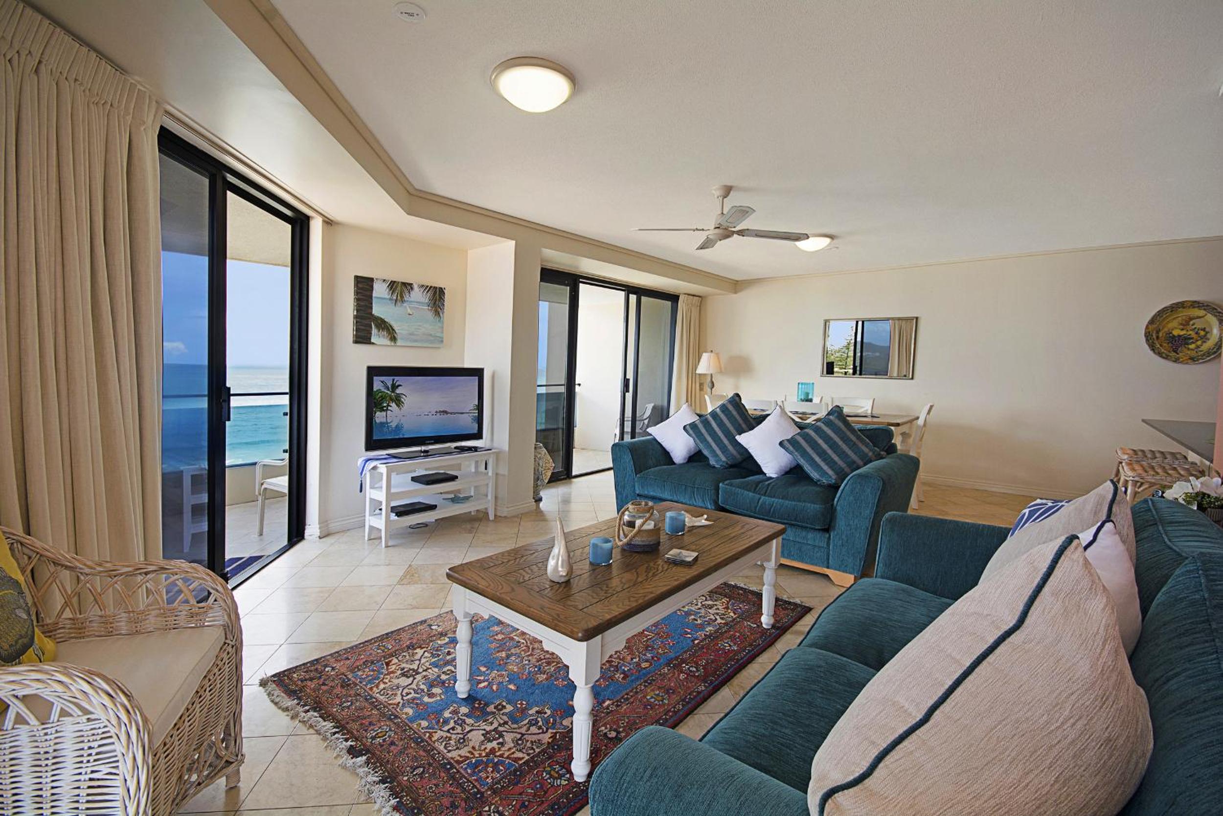 Clubb Coolum Beach Resort Sunshine Coast