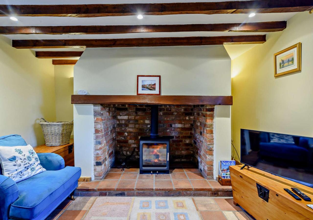 2 Bed in Hemblington oc-h25228