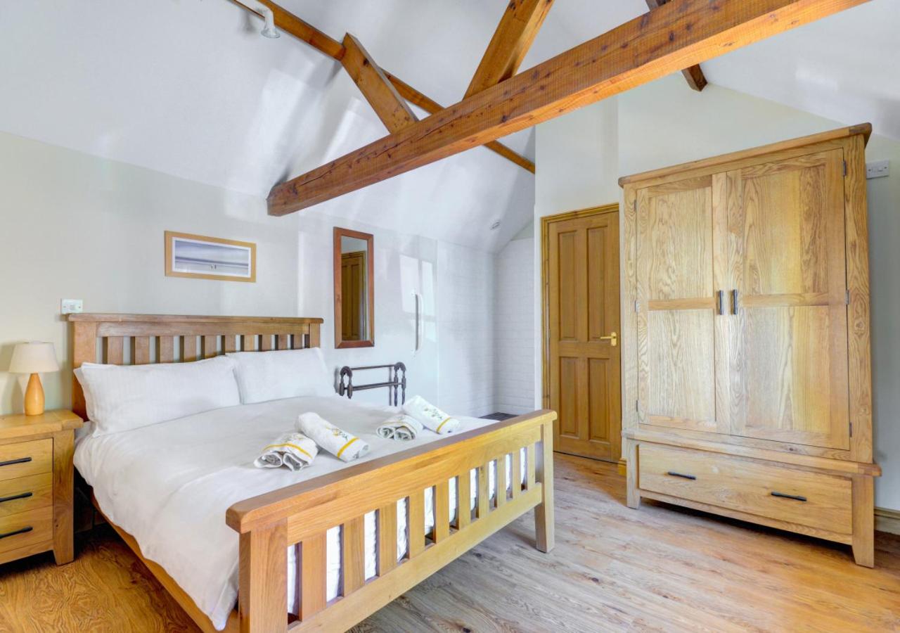 Pond Cottage