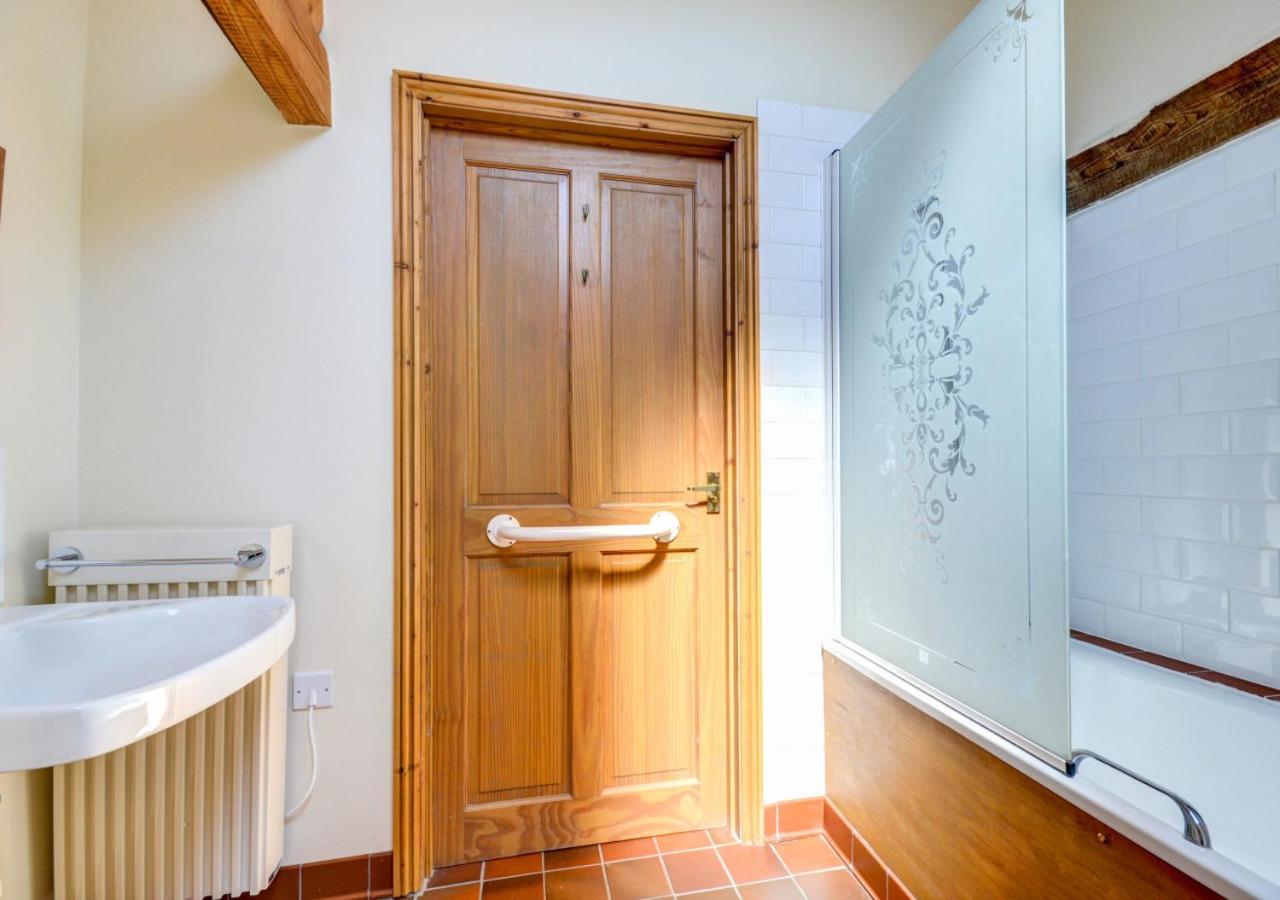 Pond Cottage