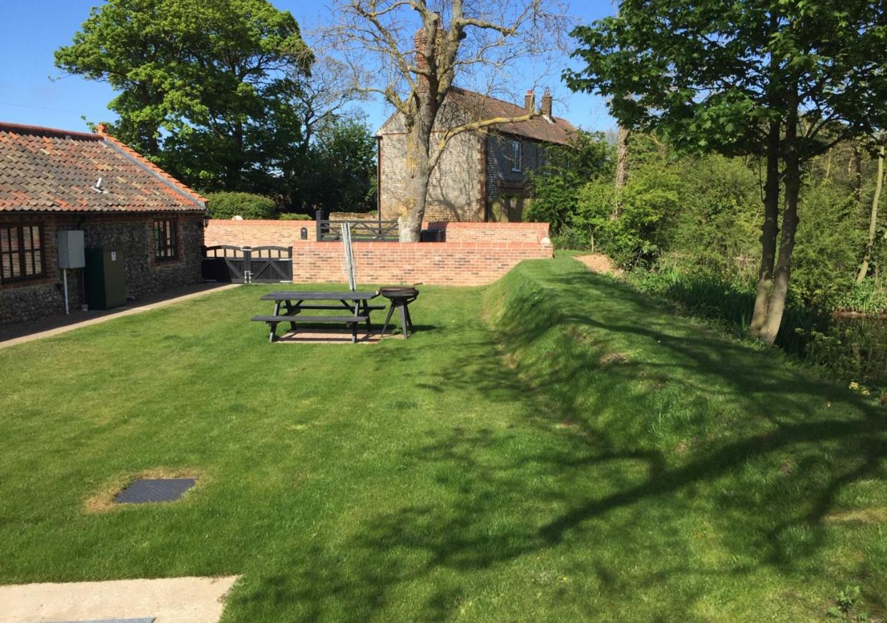 Pond Cottage