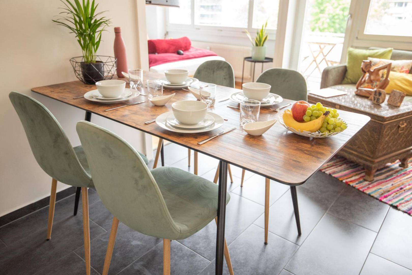 Special MODERN LiSA Apartment Basel, Bahnhof Grossbasel 10-STAR