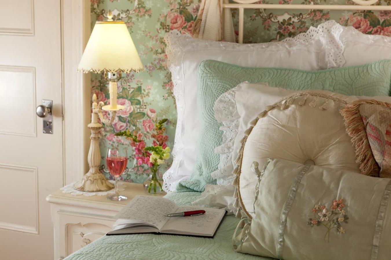 Berry Manor Inn