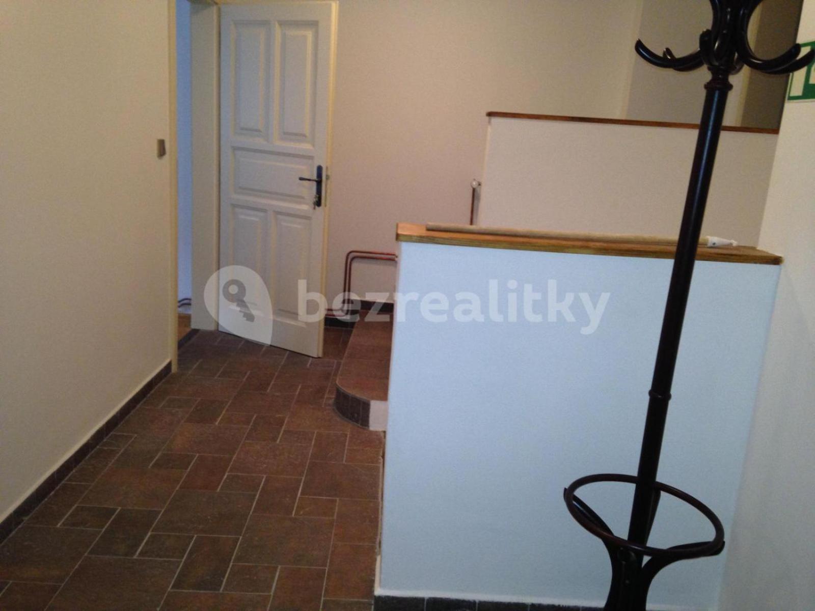 Flamingo Family Apartment