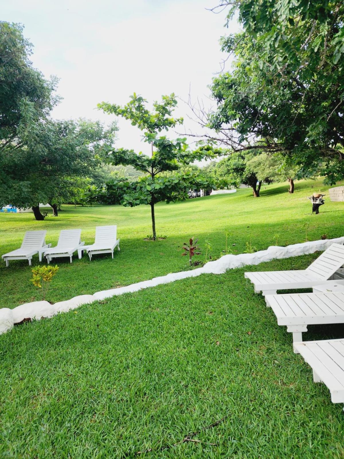 Serenity Nhabanga, Bilene
