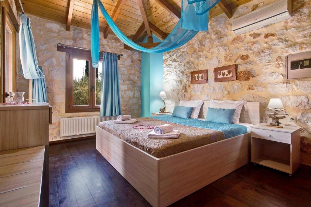 Elizas Country House I view 4