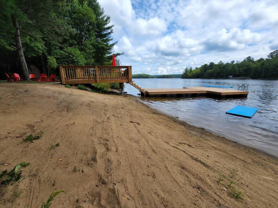 Red Cedar Chalet on Brady Lake
