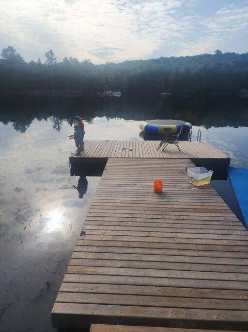 Red Cedar Chalet on Brady Lake