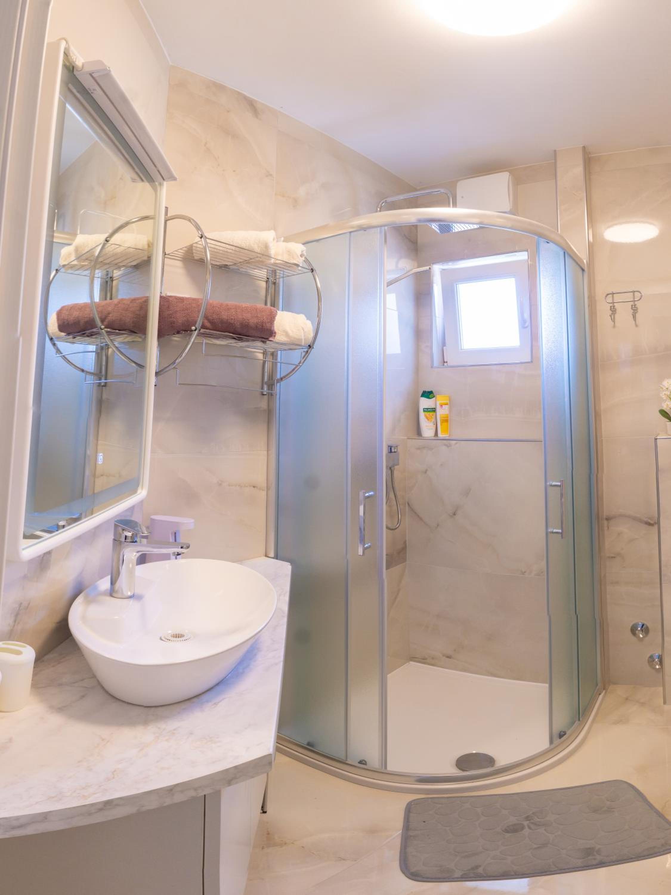 Apartmani Jastreb 2
