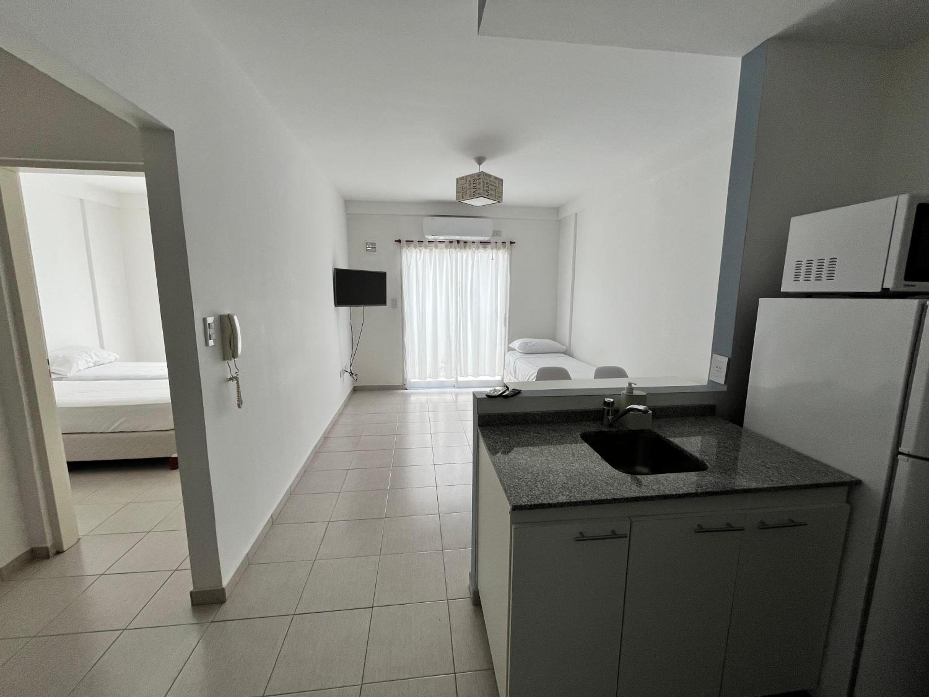 Departamento 2 Ambientes, 3 camas con cochera 40 y 6