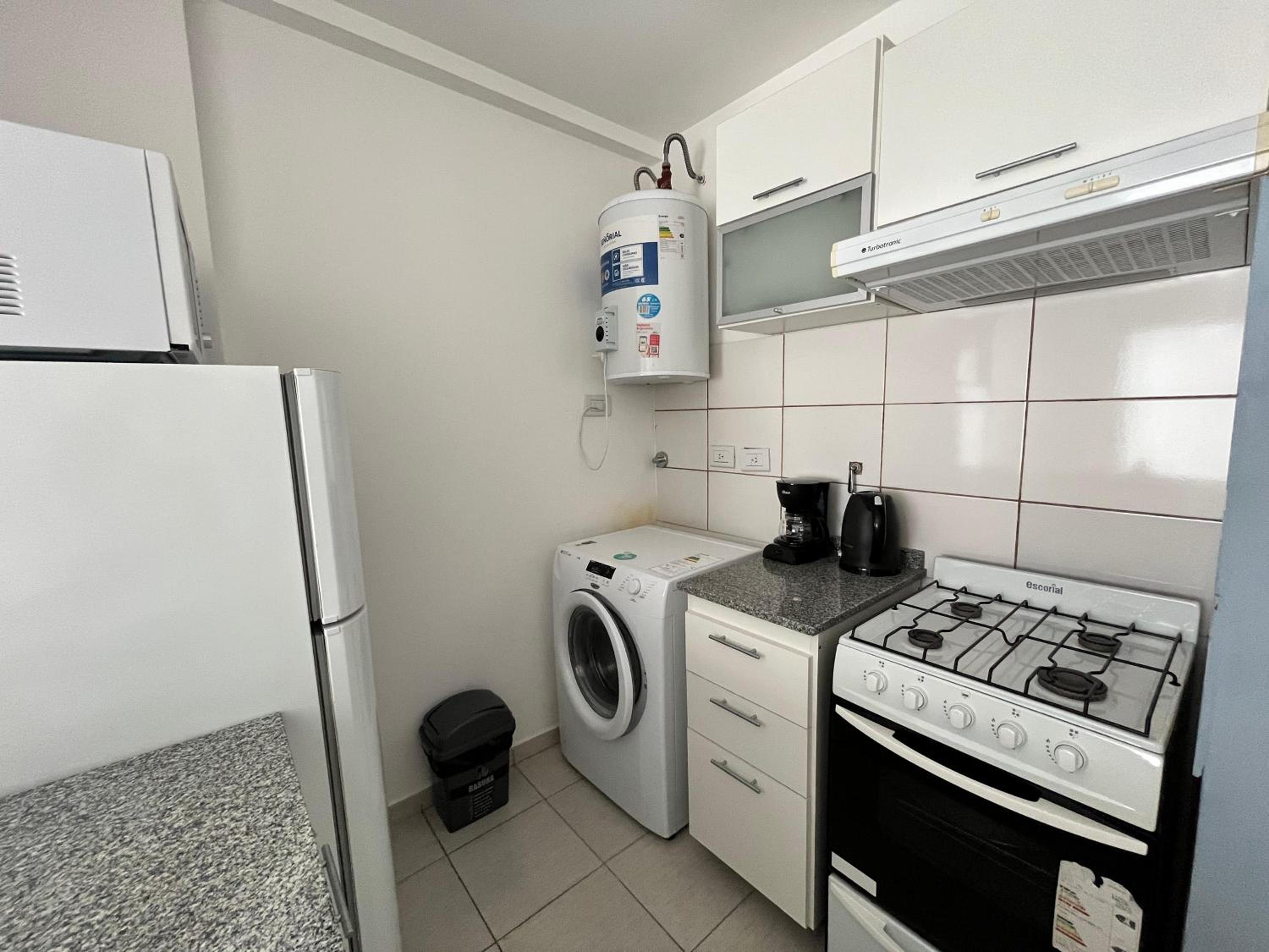 Departamento 2 Ambientes, 3 camas con cochera 40 y 6