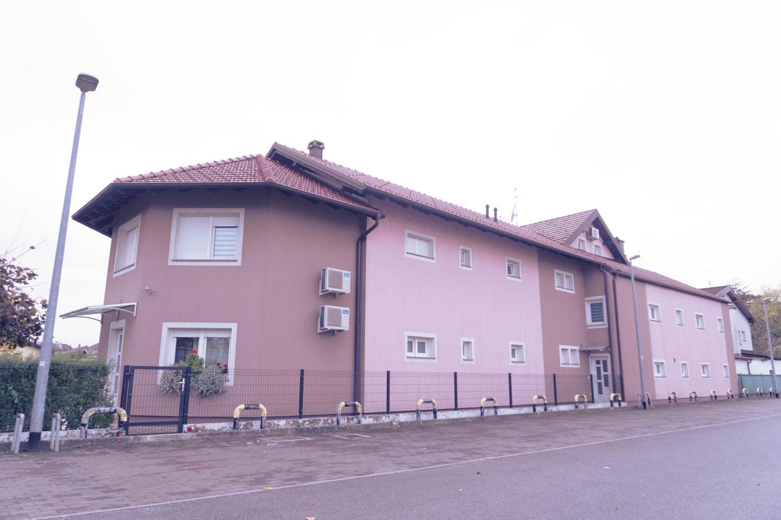 Apartmani Jastreb 2