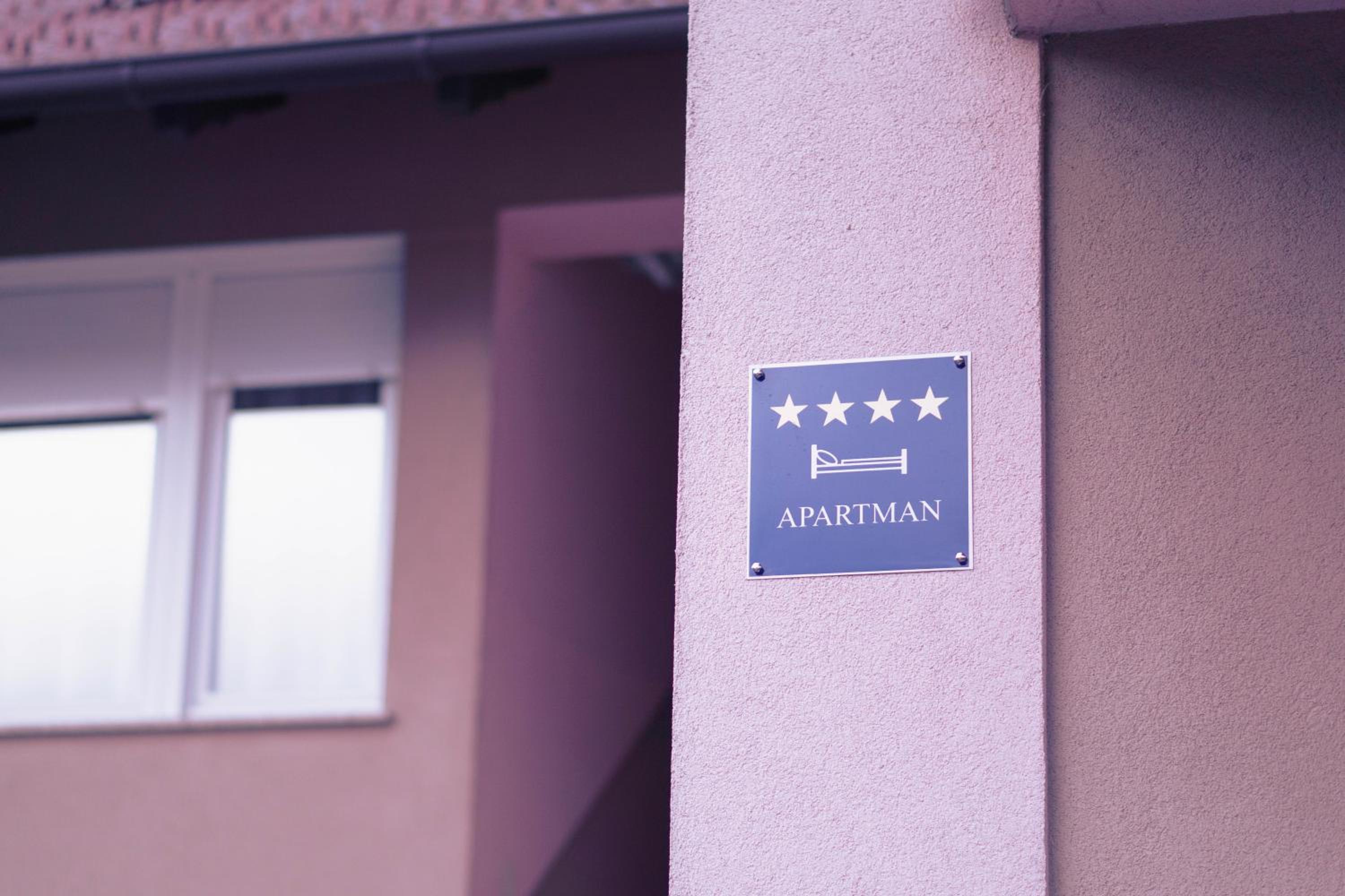 Apartmani Jastreb 2