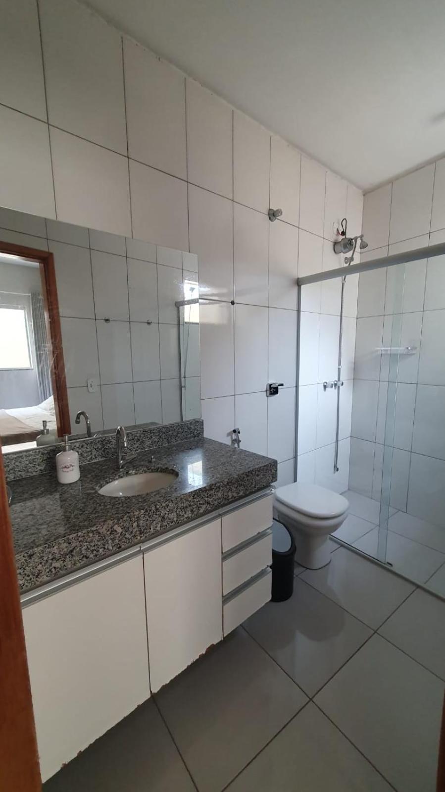 Casa 4 quartos l ar-condicionado l garagem l centro