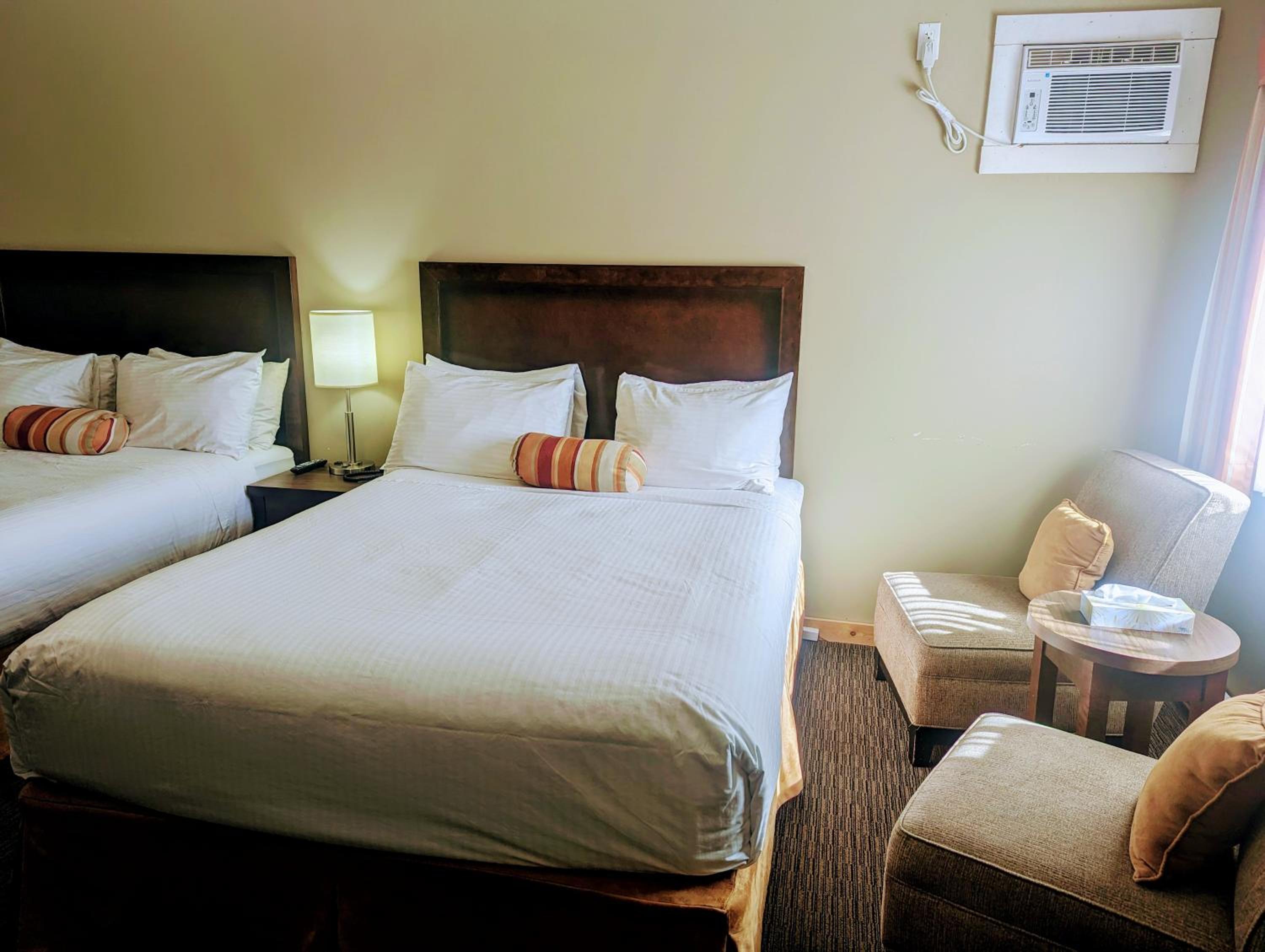 Alpine Inn & Suites