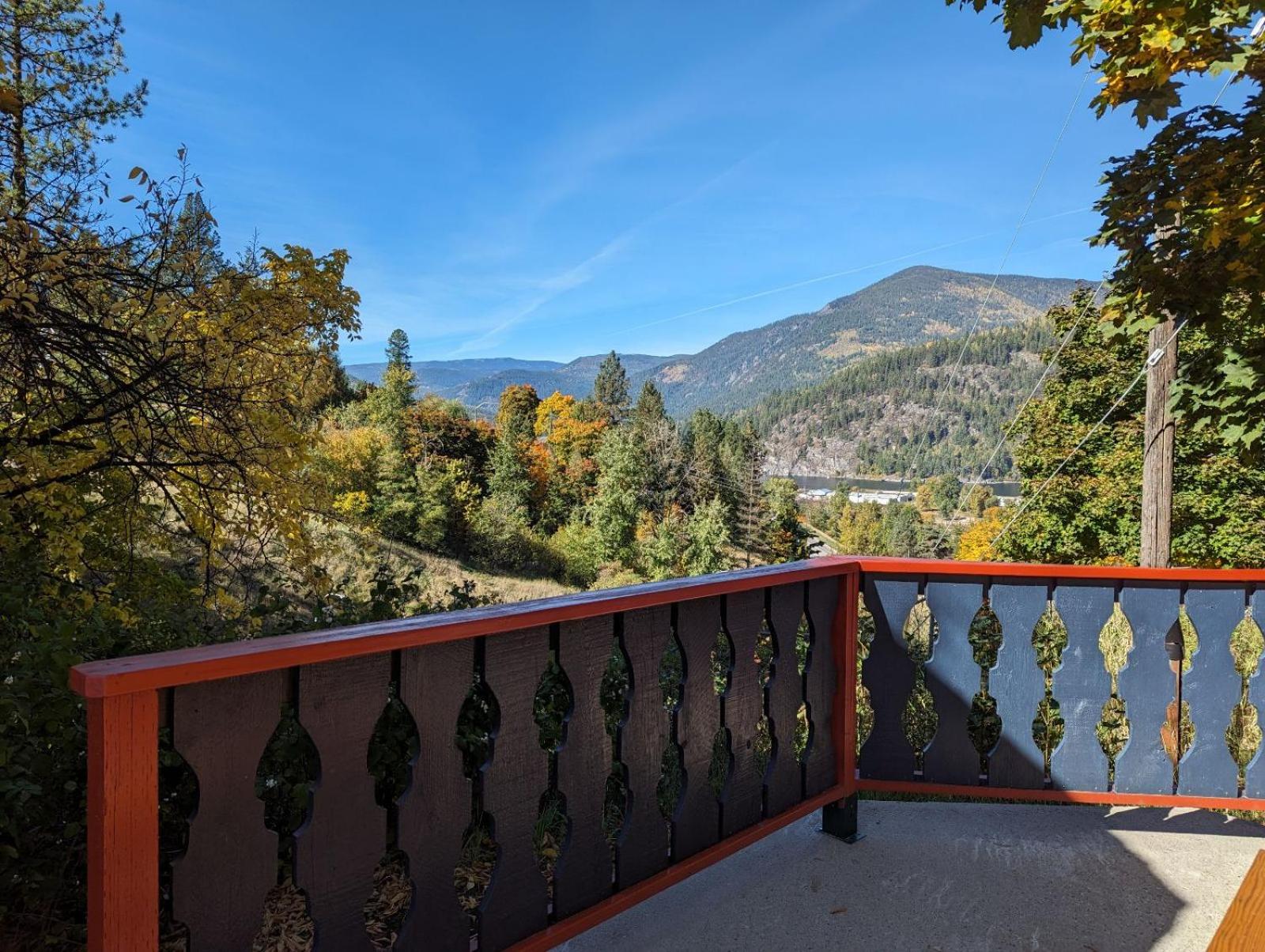 Alpine Inn & Suites
