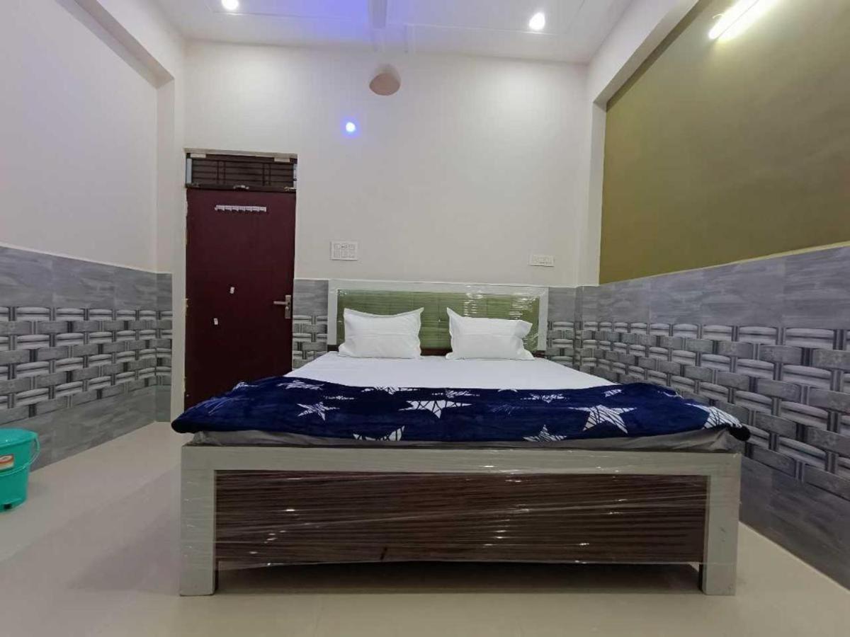 Parmeshwari palace PG