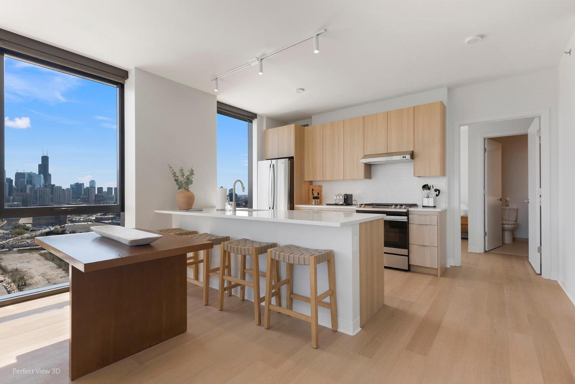 Foundry Unmatched Skyline Views at Lincoln Park