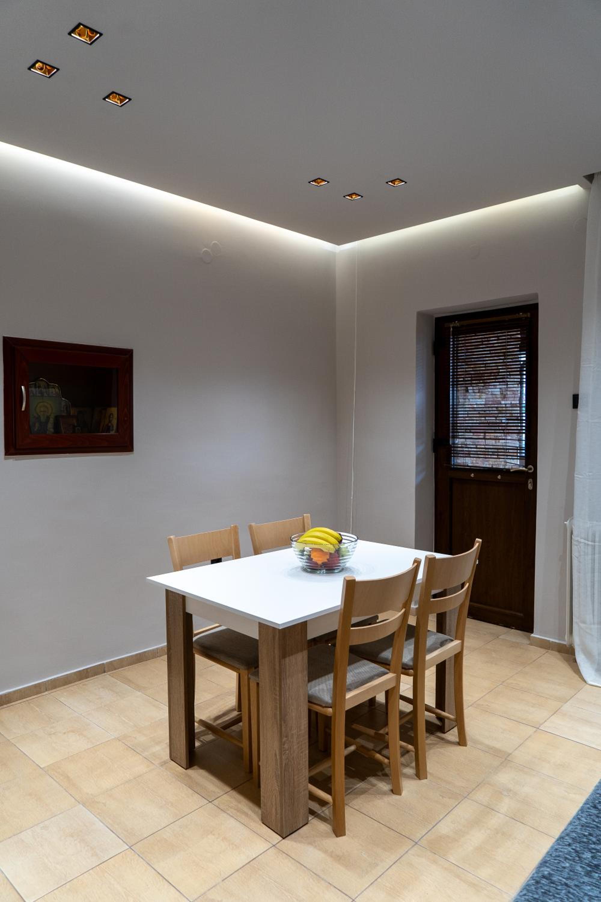 Dimitra Rooms