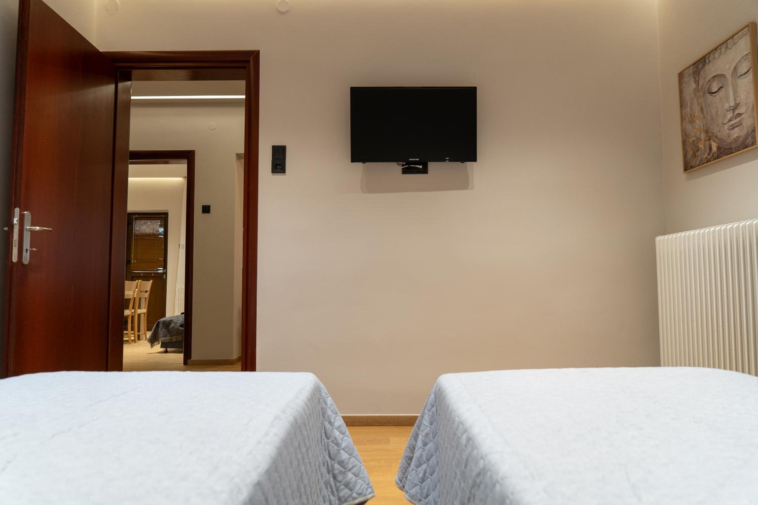Dimitra Rooms
