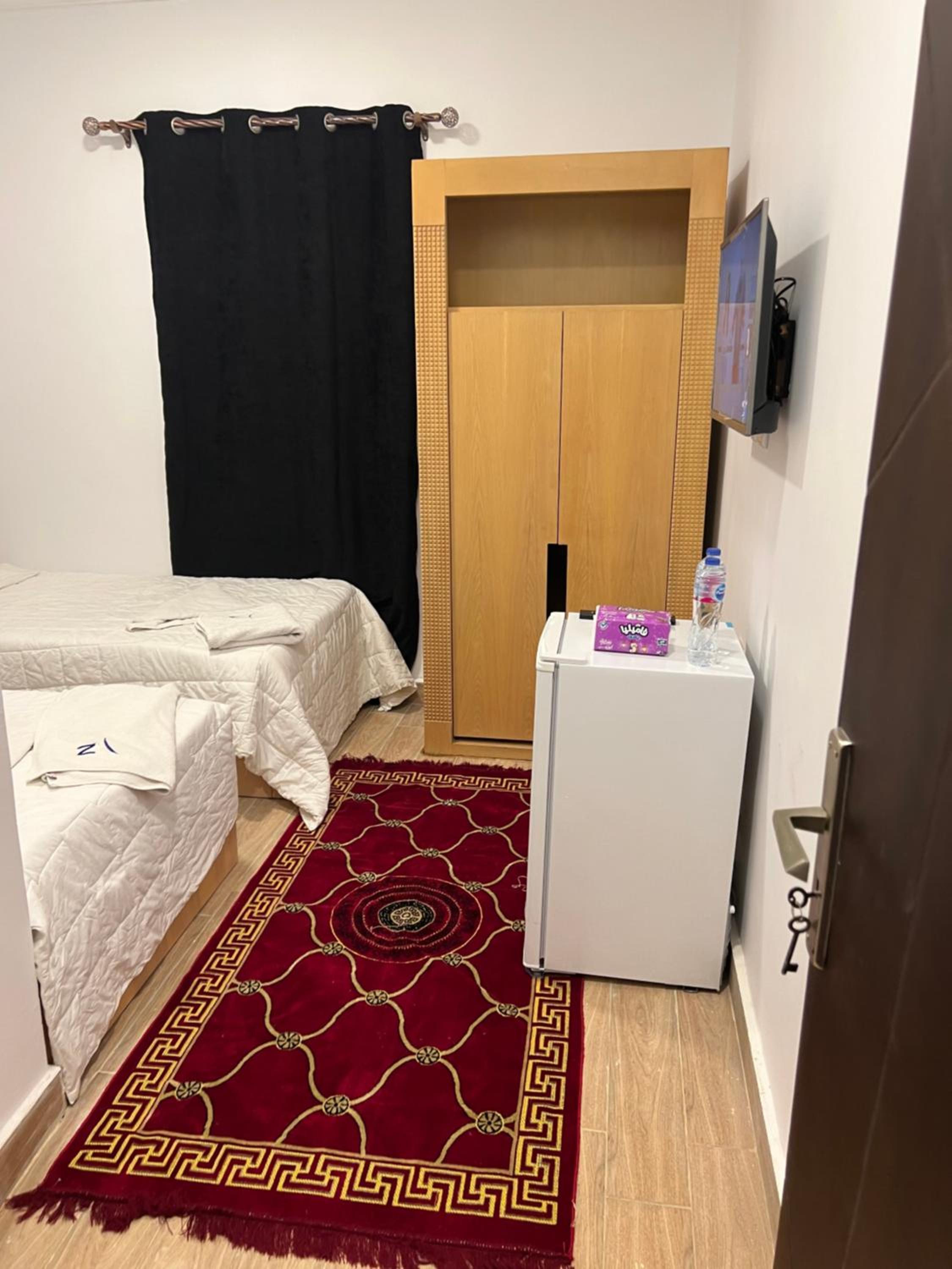 Malak pyramids inn