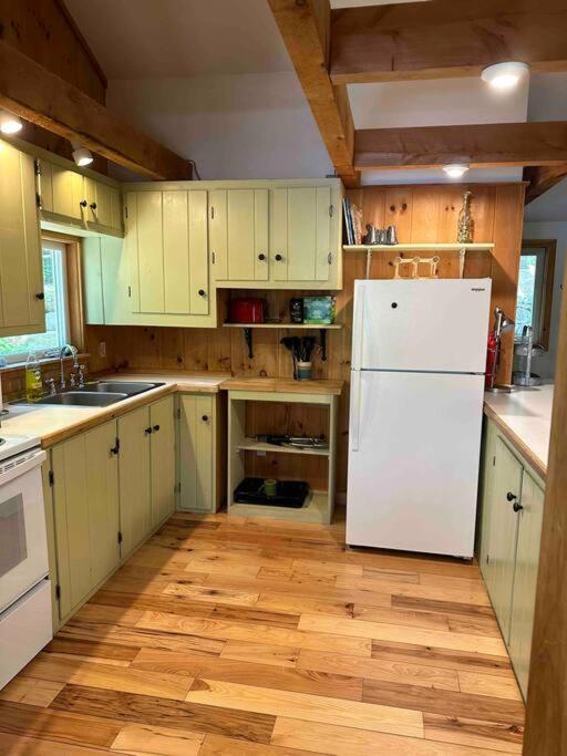 Terrapin Station - Lakeside Rustic 3 Home on Lake Winona view 3