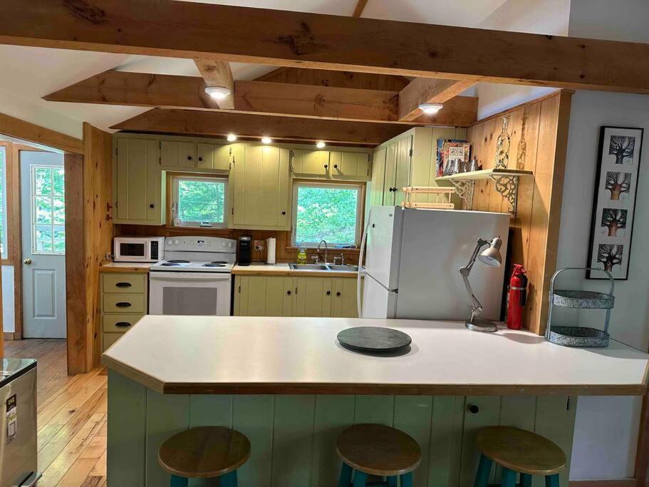 Terrapin Station - Lakeside Rustic 3 Home on Lake Winona view 5